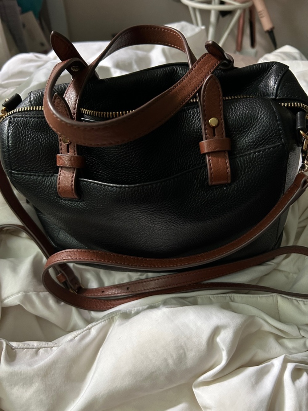 Classic Fossil Black Leather Satchel with Brown detachable Straps
